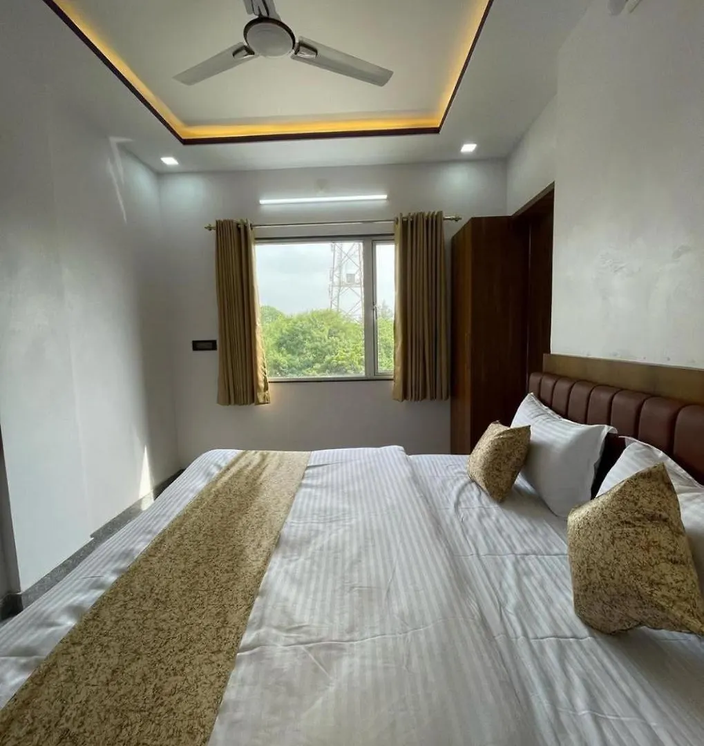 Hotel Royal Nx Udaipur